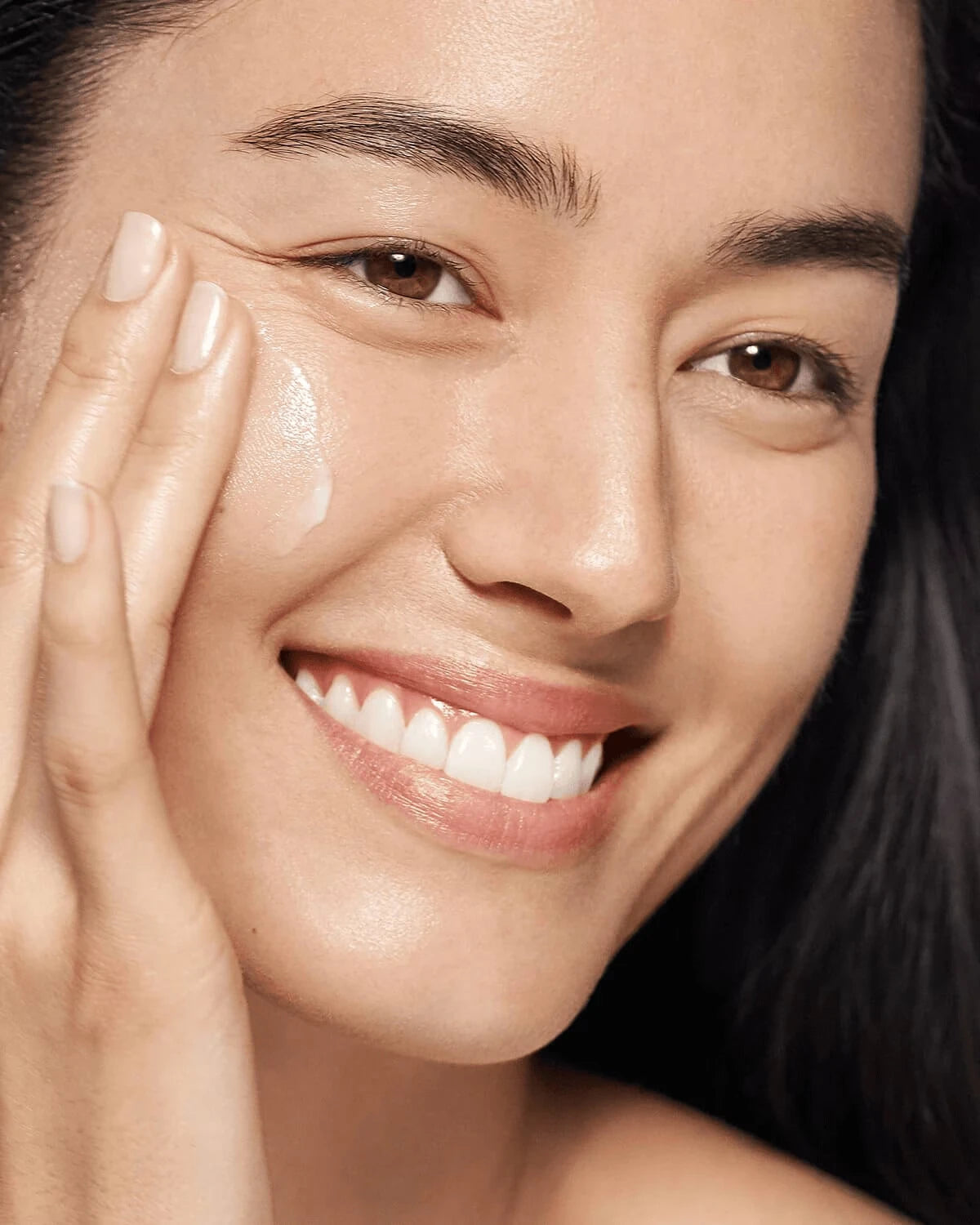 Moisture Surge™ Intense 72H Lipid-Replenishing Hydrator - US 8090